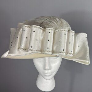 Winter White Wool and Polyester Church Lady Hat. Bow, feathers, rhinestones!